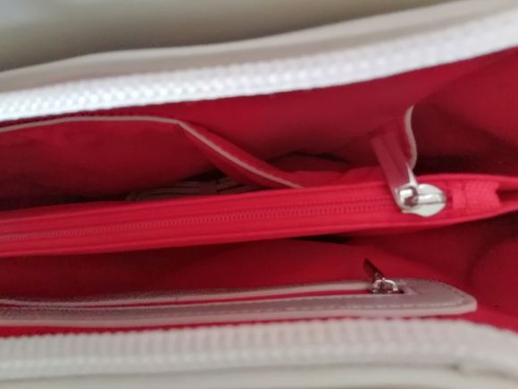 Beverly Hills Handbag New handles strap pockets lightweight tactile very pretty - Picture 11 of 15